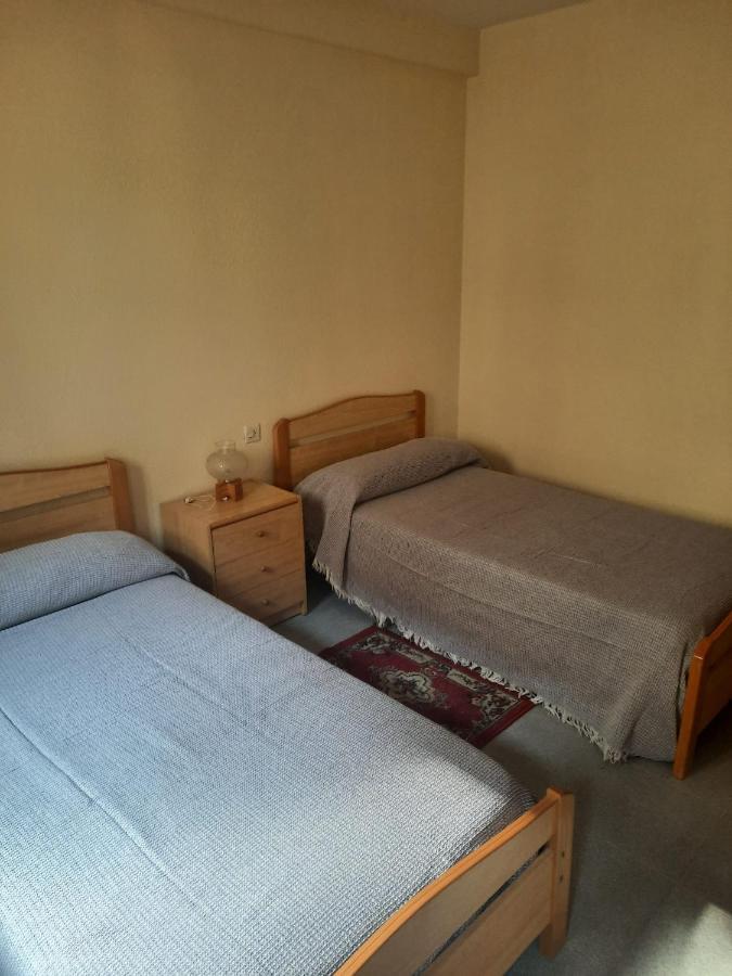Habitaciones Pension El Parque Sabiñánigo Εξωτερικό φωτογραφία